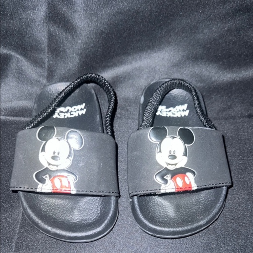 Boys Mickey Mouse Sandals Open-Toe Design